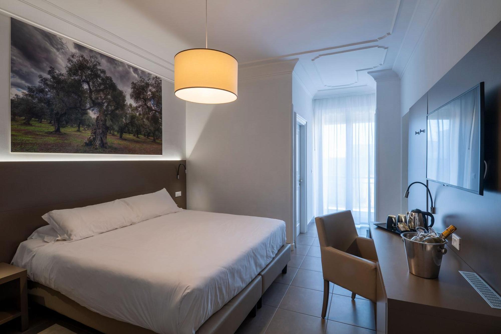 Hotel Delle Palme ليتشي المظهر الخارجي الصورة