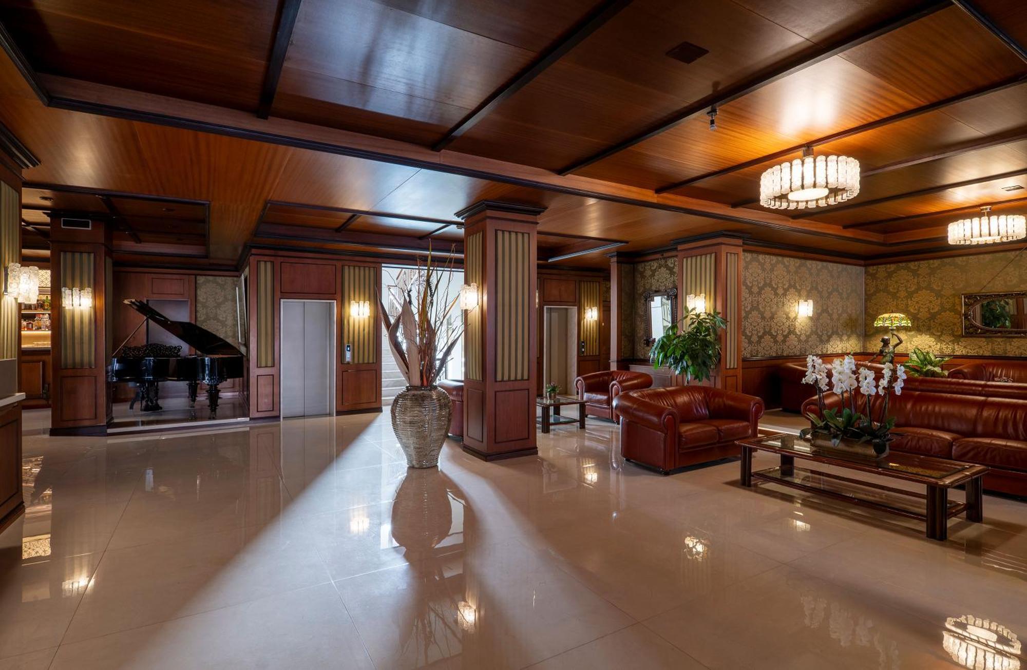 Hotel Delle Palme ليتشي المظهر الخارجي الصورة